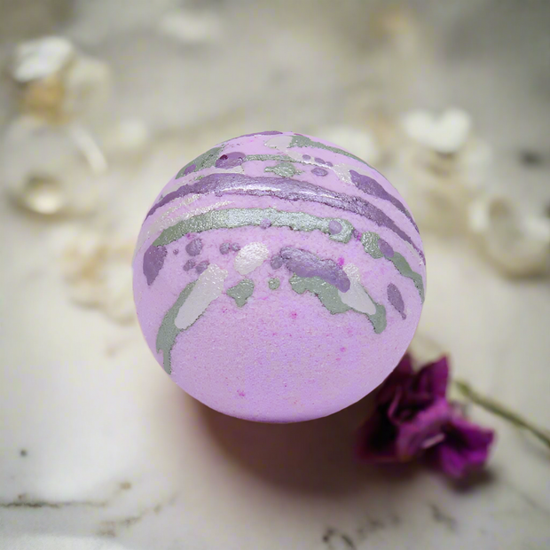 "Castle Gardens" Handmade Bath Bomb | Lilac & Gardenia Scent