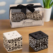 Damask Pattern Salt & Pepper Shaker 2Pcs Set