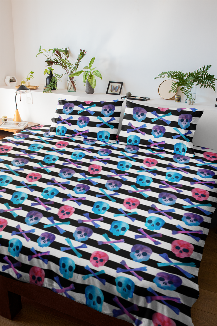 "Skulls and Stripes" Microfiber Duvet Cover