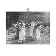 Affiche mate "Cercle de femmes dansant"